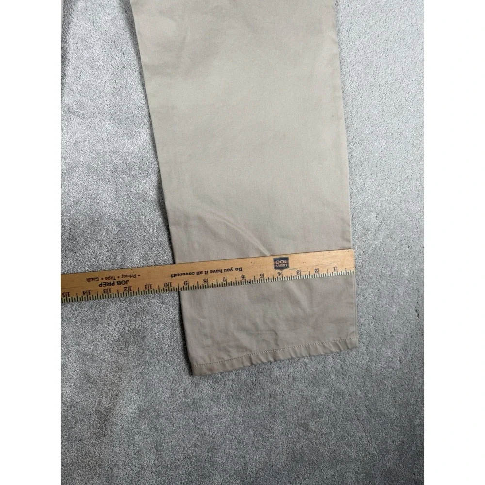 LL Bean Men's Beige Khakis Standard Fit 38x32 ID 500233 Straight‎ Leg Lakewashed